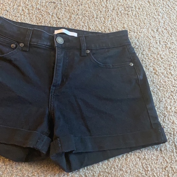 Lauren Conrad Black Cuffed Shorts - Picture 3 of 5